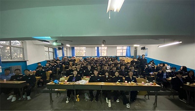 石家莊鐵路職業(yè)技工學校老生歡送會 學校新聞 石家莊鐵路職業(yè)技工學校老生歡送會 學校新聞