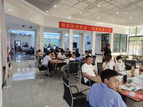 石家莊鐵路職業高級技工學校報名方式有哪些呢 招生問答 石家莊鐵路職業高級技工學校報名方式有哪些呢 招生問答