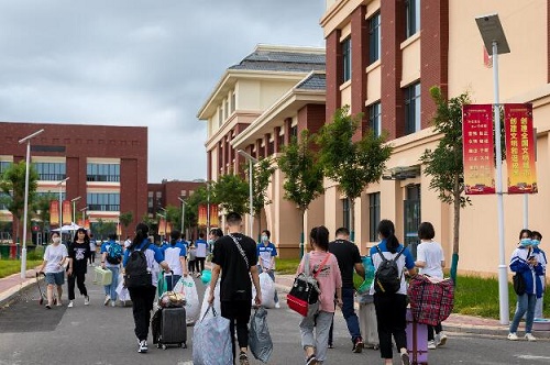 初中升學普高、中專全面對比哪個好 招生問答