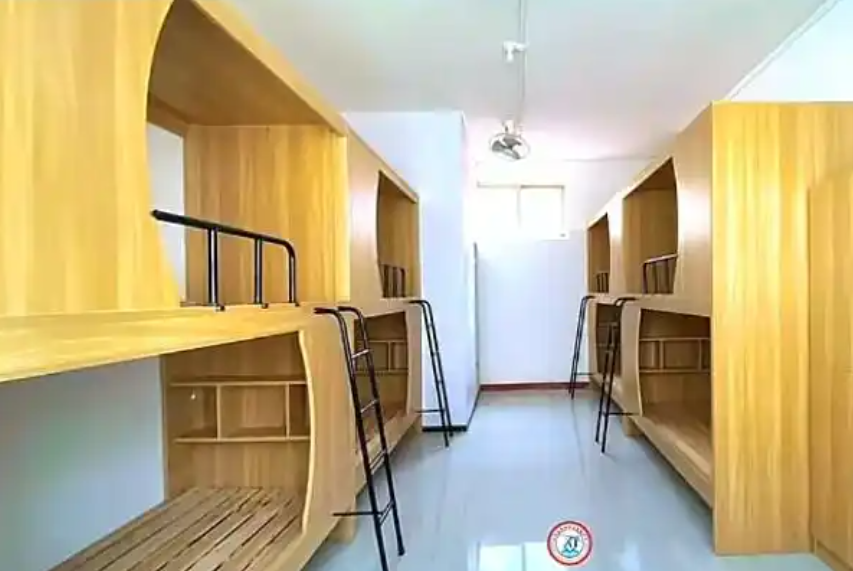 石家莊新鐵職業(yè)高級(jí)中學(xué)男生宿舍怎么樣 招生問答 石家莊新鐵職業(yè)高級(jí)中學(xué)男生宿舍怎么樣 招生問答